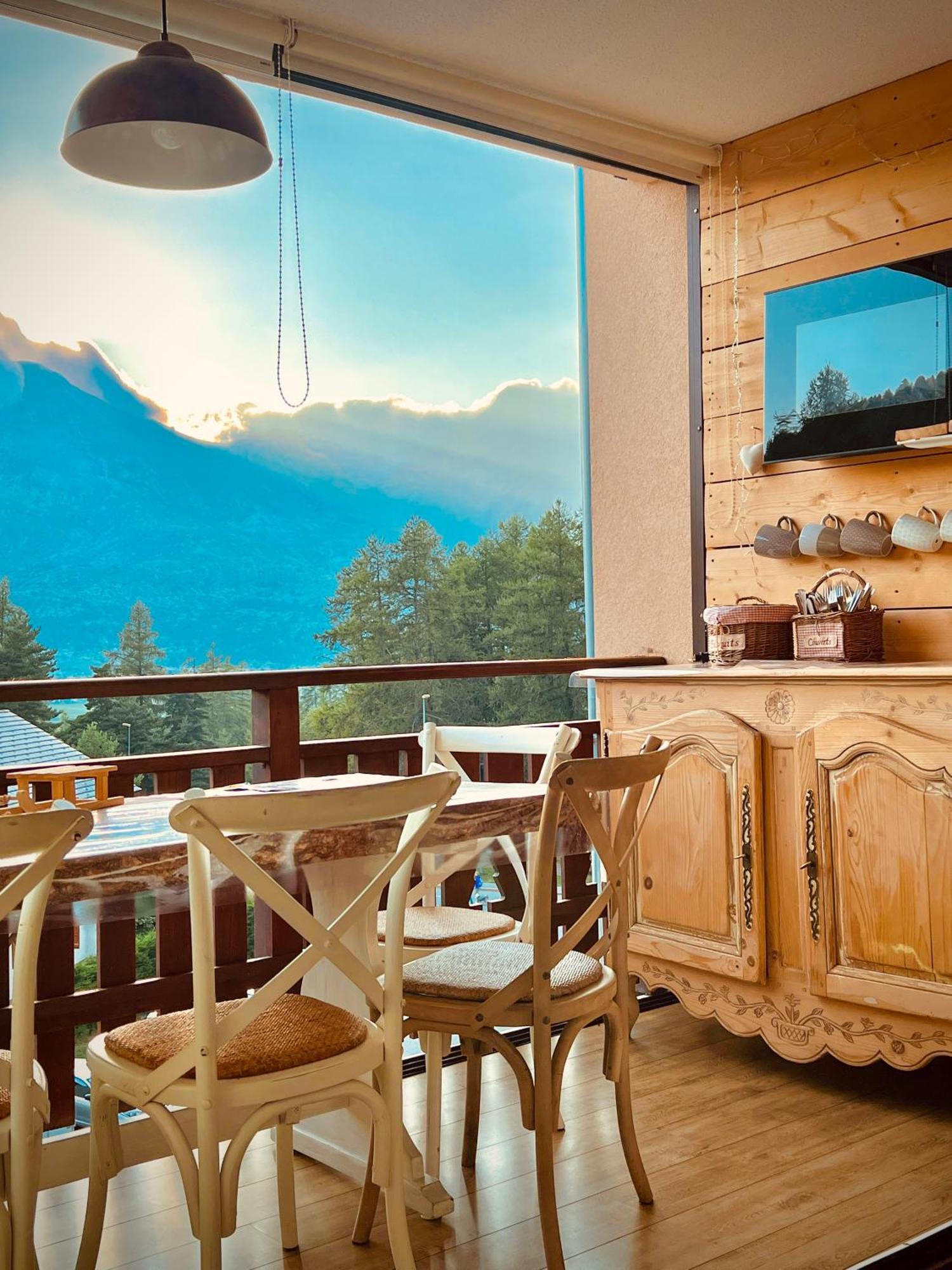 La Joue Du Loup, Aux Pieds Des Pistes Et Vue Sur Montagnes Apartment Exterior photo